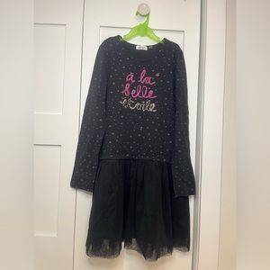Hi, selling this adorable dress for kids in size XL.